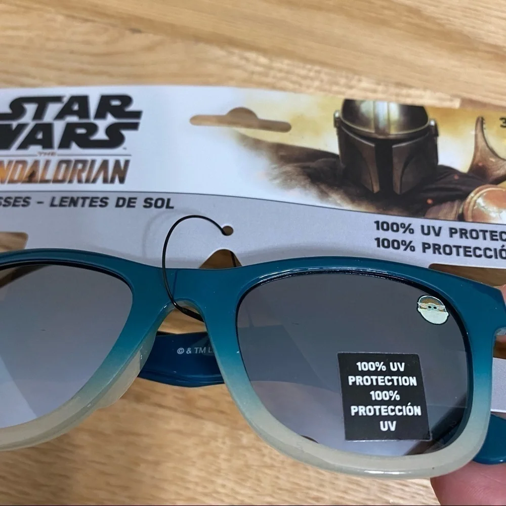 Star Wars Mandalorian Sunglasses NWT Blue 100% UV Protection Kids Disney